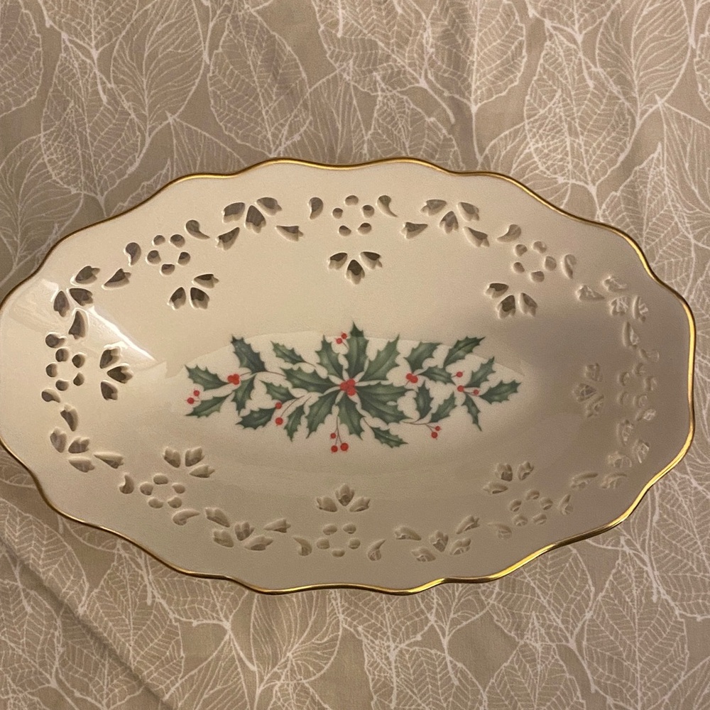Elegant Holiday Serving Platter with Gold Trim
